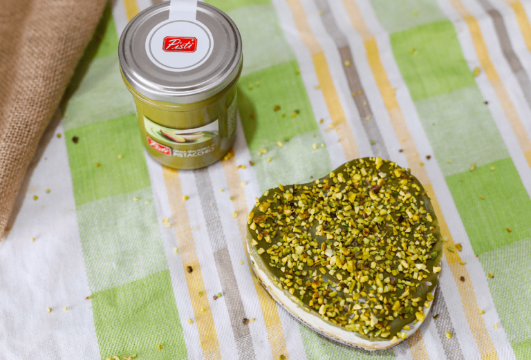 CHEESECAKE CON CREMA PISTÌ