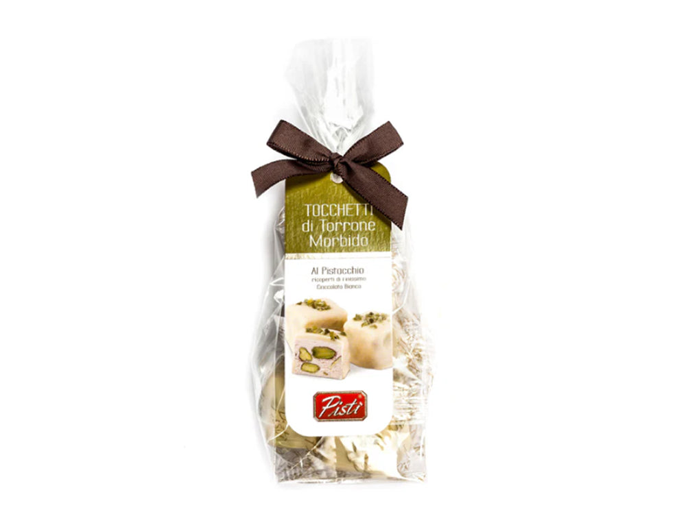 Trozos de turrón de Pistacho blando con chocolate blanco